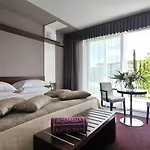 Aqualux & Terme 4*