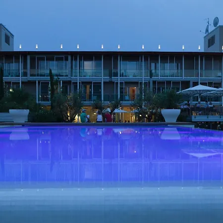 Hotell Aqualux & Terme