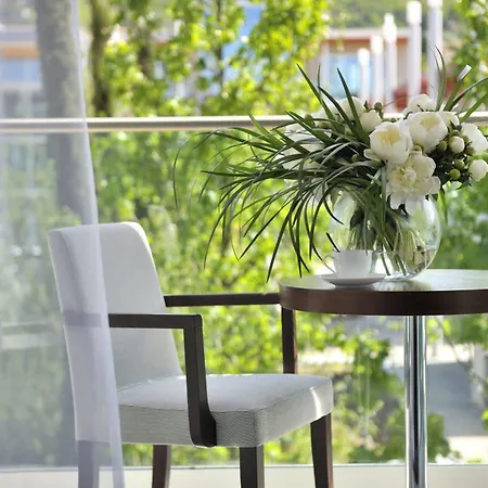 Aqualux & Terme Szálloda 4*