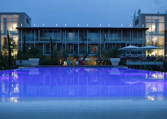 Hotell Aqualux & Terme